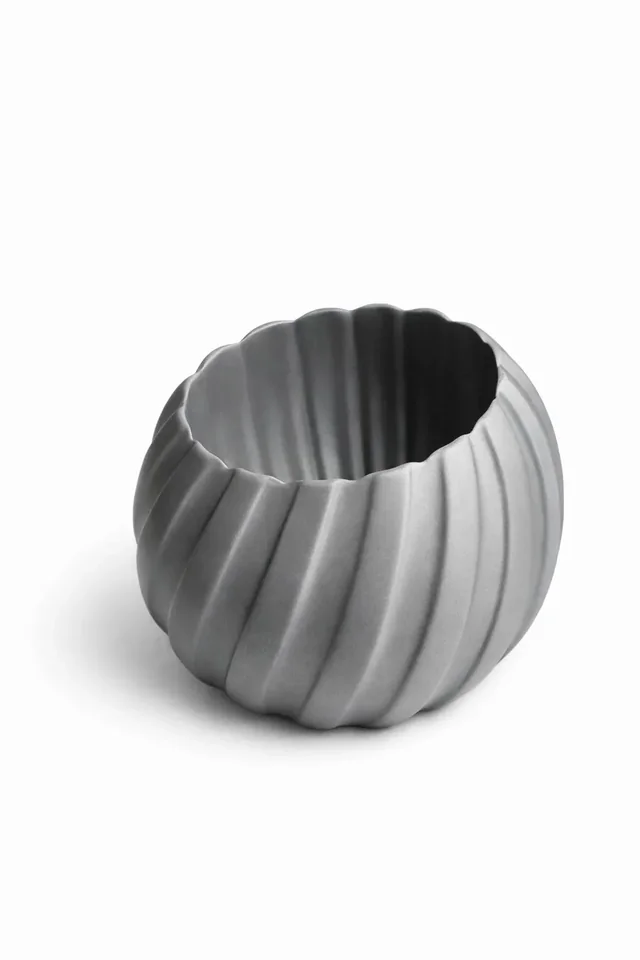 Modern Ribbed Decorative Vase