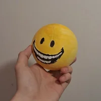 Verity Smiley Ball — Minecraft Horror Figure - Preview image 3